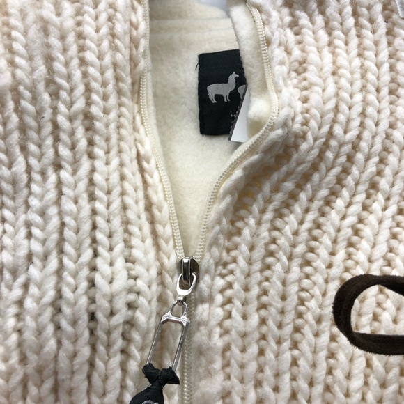 Cream Knit Toggle Jacket. Lama - Picture 6 of 11
